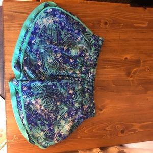 Guess shorts